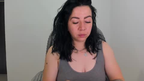 _miss_coco_ online show from 10-11-25, 06:17