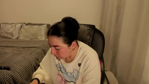 _miss_coco_ online show from 04-18-26, 11:27