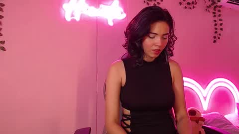 Hinata 3 online show from 10-26-25, 02:45