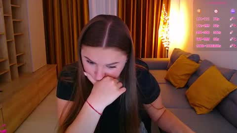 Snapshot of _miss_mia chatting on 07-08-26, 08:41 Mia online show from 07-08-26, 08:41