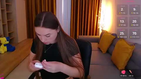 Snapshot of _miss_mia chatting on 07-23-26, 07:50 Mia online show from 07-23-26, 07:50