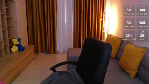 Snapshot of _miss_mia chatting on 07-26-26, 05:15 Mia online show from 07-26-26, 05:15