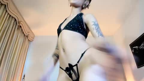 Snapshot of _mizuki chatting on 02-24-25, 06:26 mizuki online show from 02-24-25, 06:26