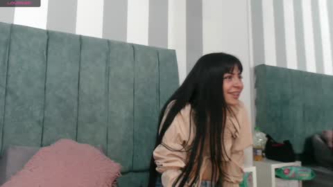 Snapshot of _mollyy chatting on 01-10-25, 10:04 Molly online show from 01-10-25, 10:04