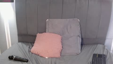 Snapshot of _mollyy chatting on 01-30-25, 01:33 Molly online show from 01-30-25, 01:33