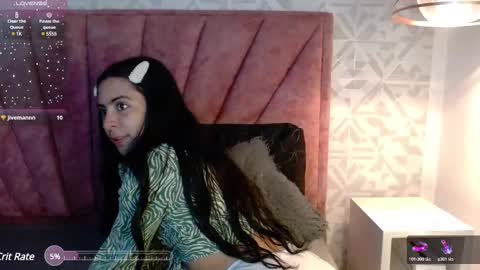 Snapshot of _mollyy chatting on 03-12-25, 11:12 Molly online show from 03-12-25, 11:12