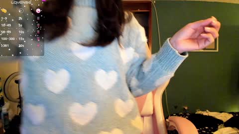 Snapshot of _moon_cake_ chatting on 02-03-25, 04:04 Next stream 950 pm Colombia time xd online show from 02-03-25, 04:04