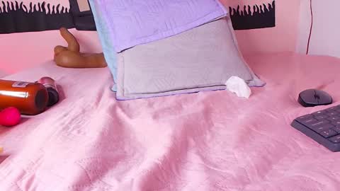 Snapshot of _morgam chatting on 10-15-25, 07:47 MORGAN CELESTE online show from 10-15-25, 07:47