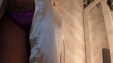 Snapshot of _nanny_1 chatting on 09-15-25, 08:20 Nanny online show from 09-15-25, 08:20