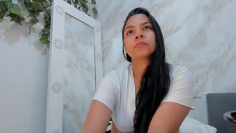 Snapshot of _nanny_1 chatting on 09-26-25, 11:53 Nanny online show from 09-26-25, 11:53