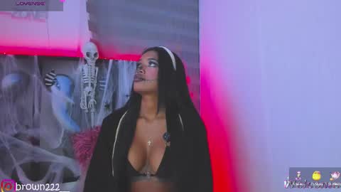 naomi brown online show from 10-27-25, 02:37