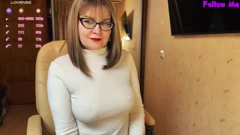 Snapshot of _natali_ chatting on 05-12-26, 09:23 MagicWoman online show from 05-12-26, 09:23
