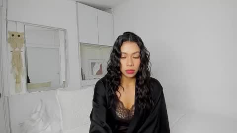 independent model natha online show from 12-19-25, 02:40