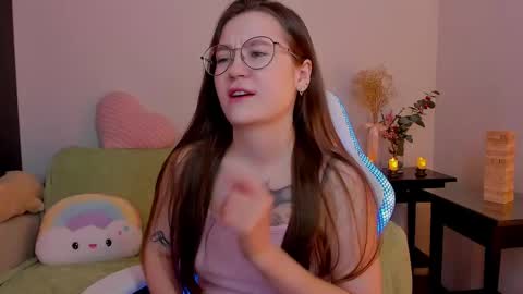 Mia with a big heart  online show from 02-19-25, 03:28