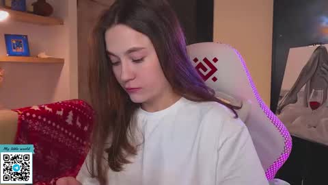 Mia with a big heart  online show from 12-21-25, 11:50