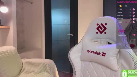 Mia with a big heart  online show from 02-12-26, 12:00