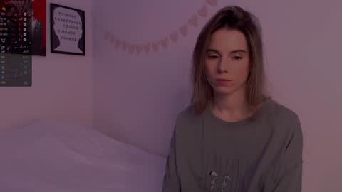 Nika online show from 12-17-24, 11:27