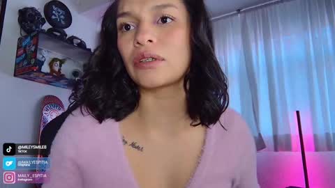 Snapshot of _nickmai chatting on 01-06-25, 10:15 Mai MODEL INDEPENT online show from 01-06-25, 10:15