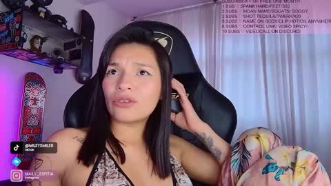 Snapshot of _nickmai chatting on 02-06-25, 10:43 Mai MODEL INDEPENT online show from 02-06-25, 10:43