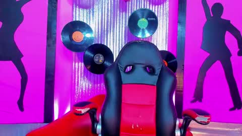 Nicky  Please help me with your thumbs up its importan online show from 04-20-26, 09:05