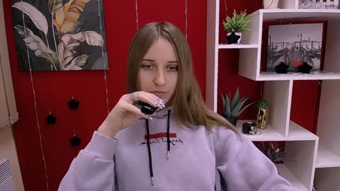 Snapshot of _nicole_new chatting on 12-06-24, 11:00 Nica online show from 12-06-24, 11:00