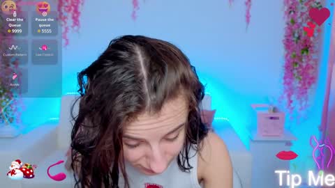 Snapshot of _nika_kik chatting on 01-08-25, 10:59 Nika online show from 01-08-25, 10:59