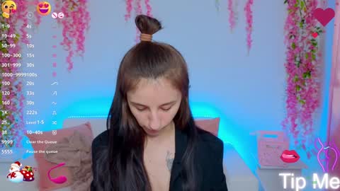 Snapshot of _nika_kik chatting on 01-11-25, 02:36 Nika online show from 01-11-25, 02:36