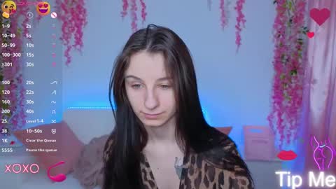 Snapshot of _nika_kik chatting on 02-12-25, 02:10 Nika online show from 02-12-25, 02:10