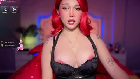 Snapshot of _nippleticklexxx chatting on 10-28-25, 05:26 Lily online show from 10-28-25, 05:26