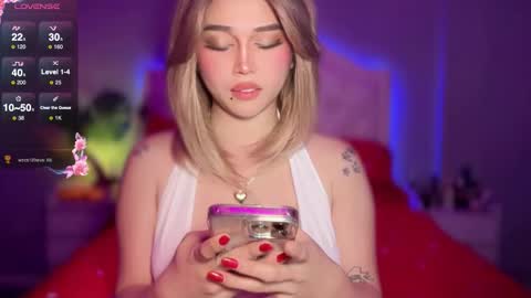 Snapshot of _nippleticklexxx chatting on 11-13-25, 06:18 Lily online show from 11-13-25, 06:18