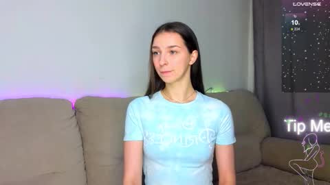 Snapshot of _not_your_toy_ chatting on 10-29-25, 02:08 _not_your_toy_ online show from 10-29-25, 02:08