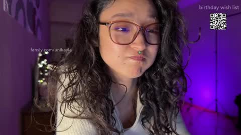 Snapshot of _octopussy_ chatting on 01-21-25, 11:45 Mikayla online show from 01-21-25, 11:45