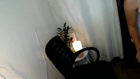 Snapshot of _odette22 chatting on 05-16-26, 12:18 _odette22 online show from 05-16-26, 12:18