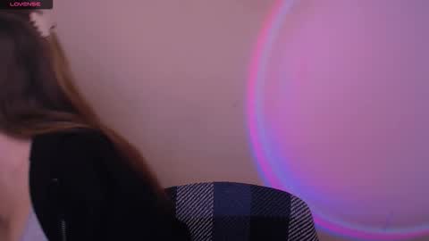 Olivia online show from 11-12-25, 10:37