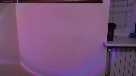 Olivia online show from 12-03-25, 02:04