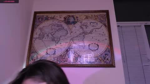 Olivia online show from 12-05-25, 01:31