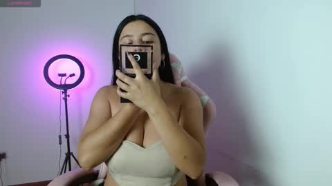 Snapshot of _pamela_smith_ chatting on 11-27-25, 10:28 Pamela Smith online show from 11-27-25, 10:28