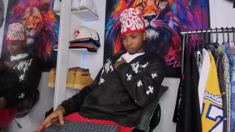 Snapshot of _pantera_09 chatting on 02-07-26, 04:38 Kevin online show from 02-07-26, 04:38