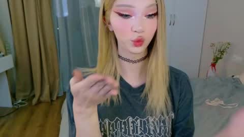 _paprika online show from 11-23-25, 06:52