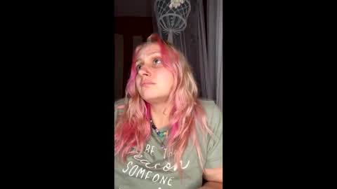 Snapshot of _peaceoutgirlscout_ chatting on 09-21-25, 01:51 _peaceoutgirlscout_ online show from 09-21-25, 01:51