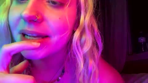 Snapshot of _peaceoutgirlscout_ chatting on 09-23-25, 08:50 _peaceoutgirlscout_ online show from 09-23-25, 08:50