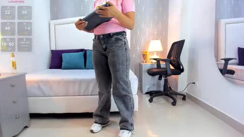  peach1  online show from 03-16-26, 03:05