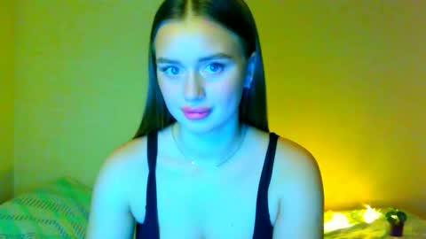 Jasminefeelings online show from 12-22-25, 01:19