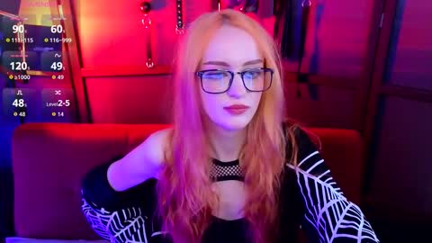 Maisie online show from 11-16-25, 10:48