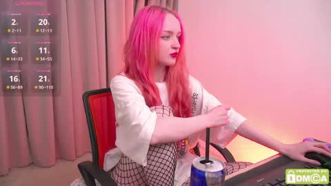Maisie online show from 04-23-26, 02:30