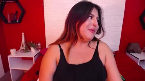 Laura online show from 12-20-25, 10:50