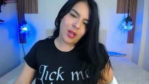 Laura online show from 05-19-26, 06:03