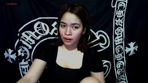 Snapshot of _preciousmoira chatting on 06-05-26, 10:54 _preciousmoira online show from 06-05-26, 10:54