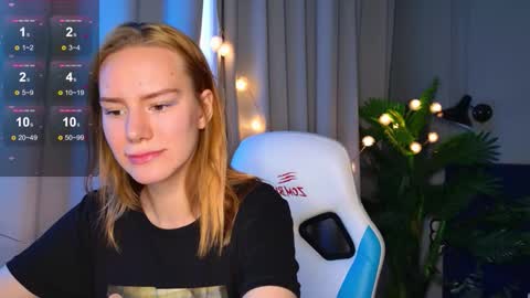 im Amy online show from 10-03-25, 06:32