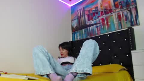 Samara Romero online show from 04-23-26, 01:29
